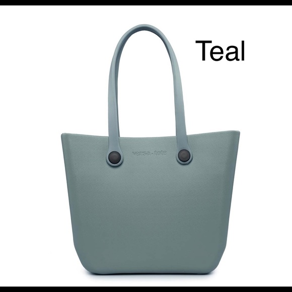 Versa Tote w/Bonus set interchangeable straps included - Picture 16 of 17